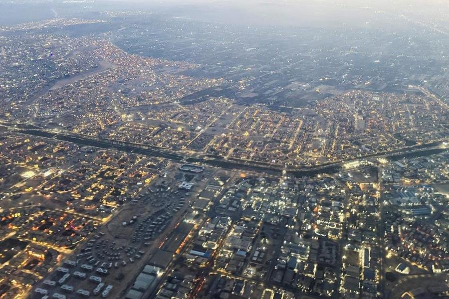 الصناعات الكهربائية في مصر — توسع ABB في التصنيع المحلي